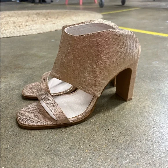 42 GOLD Shimmering Gold High Heel Sandals - Picture 2 of 2